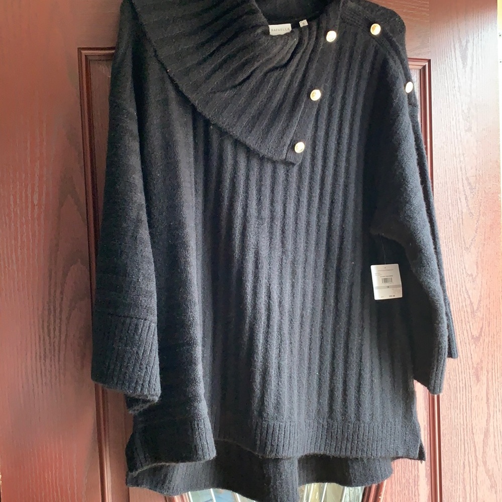 Women black sweater size 1X NWT